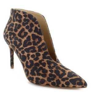 NWT Jessica Simpson dress booties